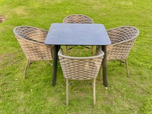 Jaya Dining set 4 seater
